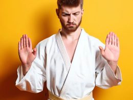Czego nie wolno nosić w judo?